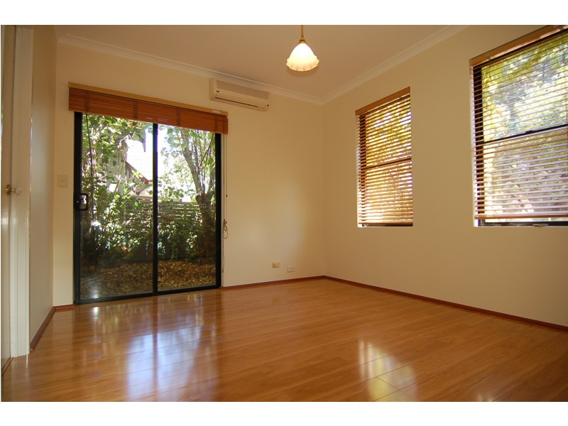 4  Olive Street, Guildford WA 6055