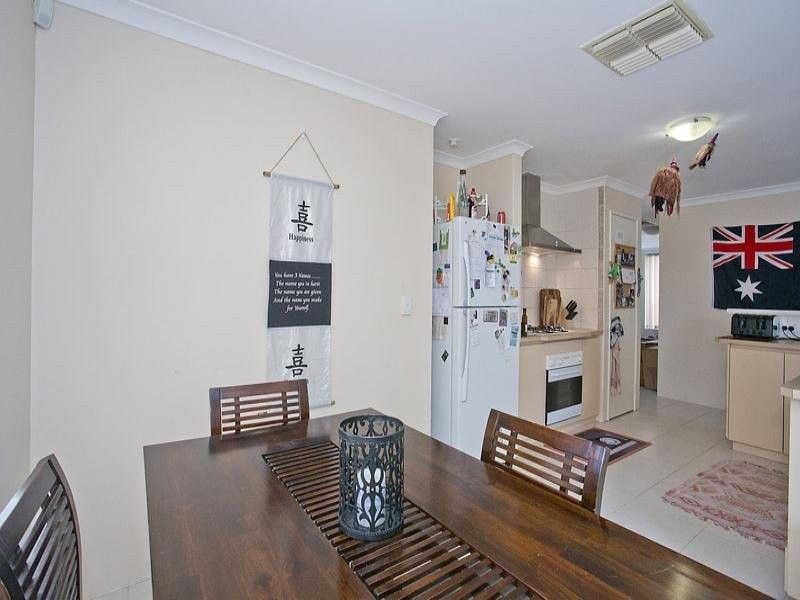 25 Scanlon Way, Lockridge WA 6054