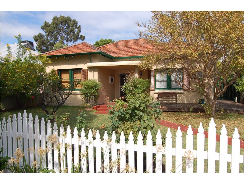 25 Swan Street, Guildford WA 6055