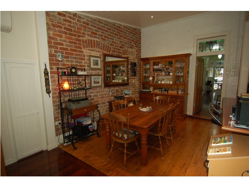 100 Terrace Road, Guildford WA 6055