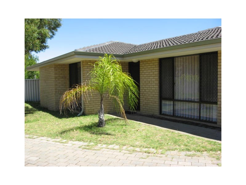 4/23 Cyril Street, Bassendean WA 6054
