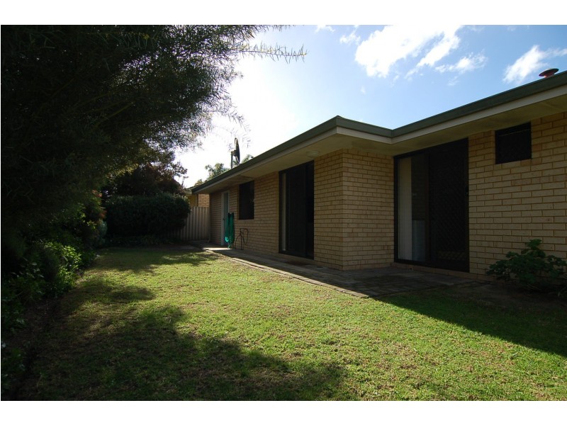 4/23 Cyril Street, Bassendean WA 6054