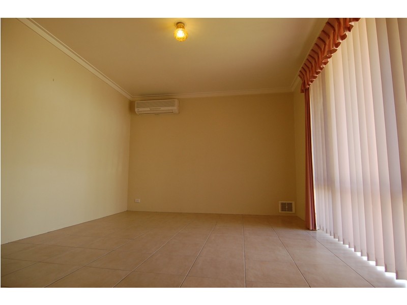 4/23 Cyril Street, Bassendean WA 6054