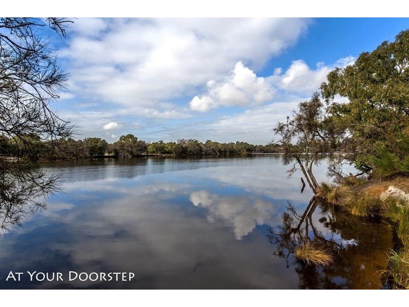 9 Ashfield Parade, Ashfield WA 6054