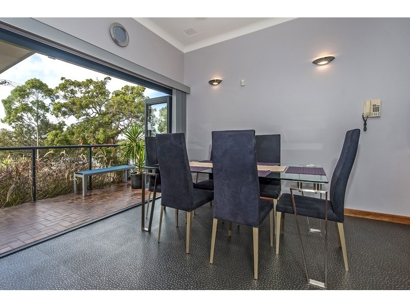 9 Ashfield Parade, Ashfield WA 6054