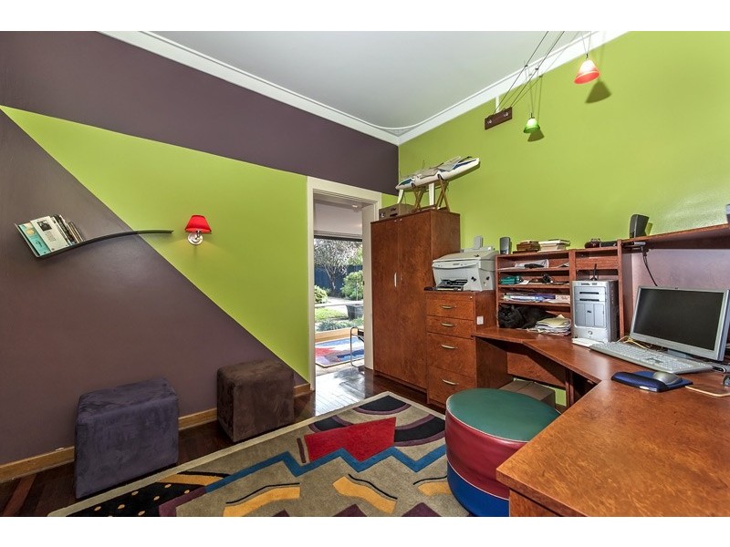 9 Ashfield Parade, Ashfield WA 6054
