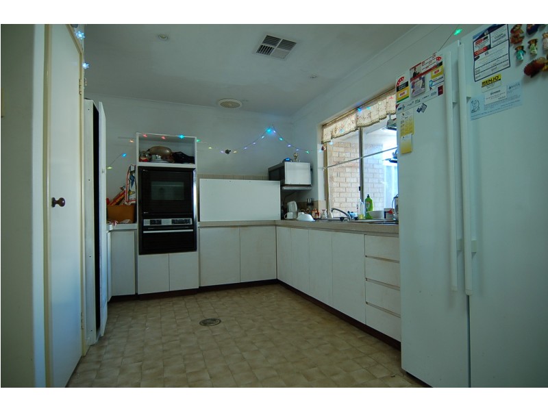 4/2 Alday Street, St James WA 6102