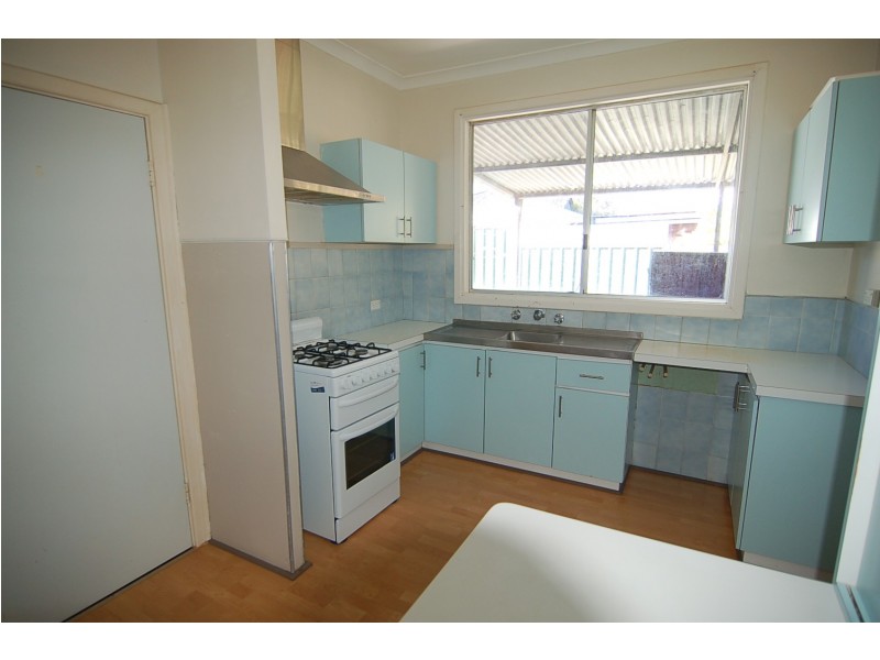 52 Maurice Street, Embleton WA 6062