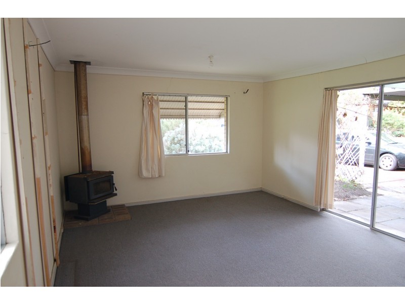 15 Sutherland Close, Guildford WA 6055