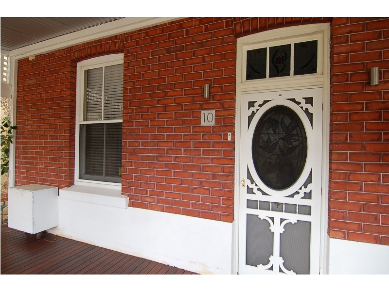 10 Hugh Street, Guildford WA 6055
