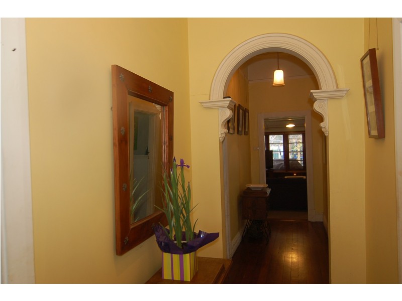 7 Peel Street, Guildford WA 6055