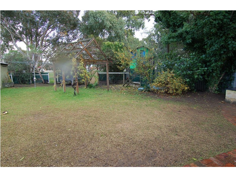 7 Peel Street, Guildford WA 6055