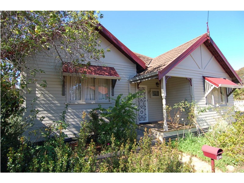 2 Olive Street, Guildford WA 6055