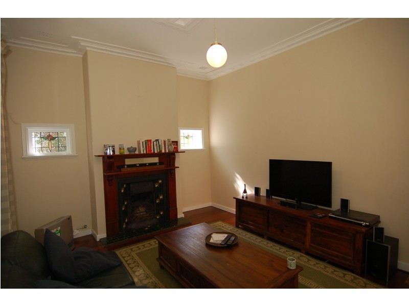 2 Olive Street, Guildford WA 6055