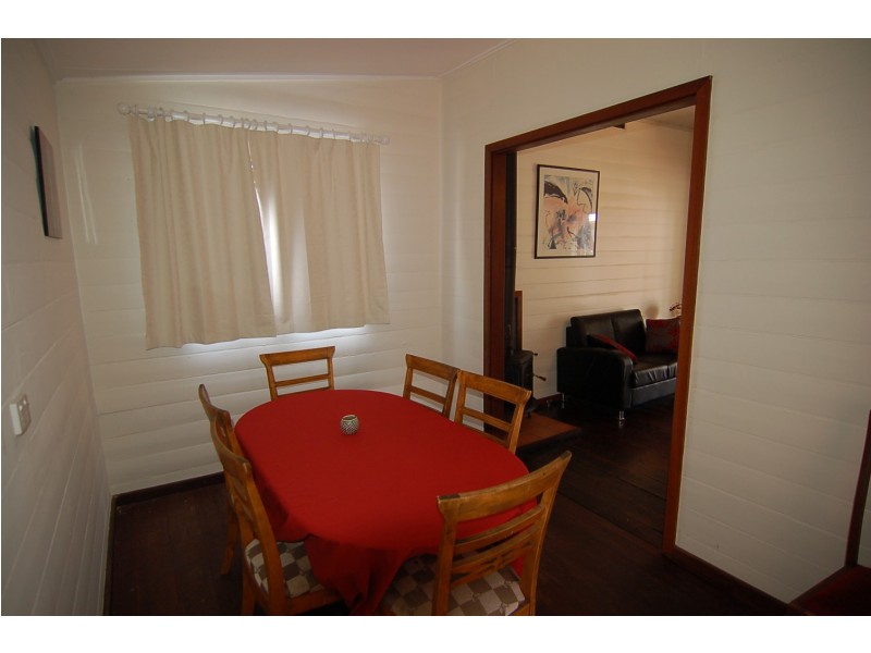 16 Bertie Street, Guildford WA 6055