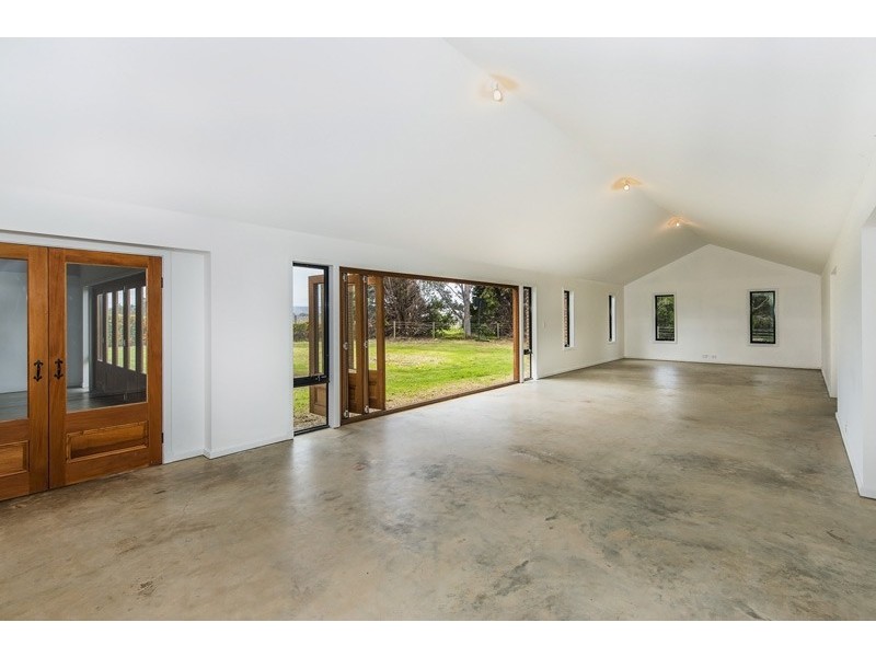 44 Hamersley Road, Caversham WA 6055