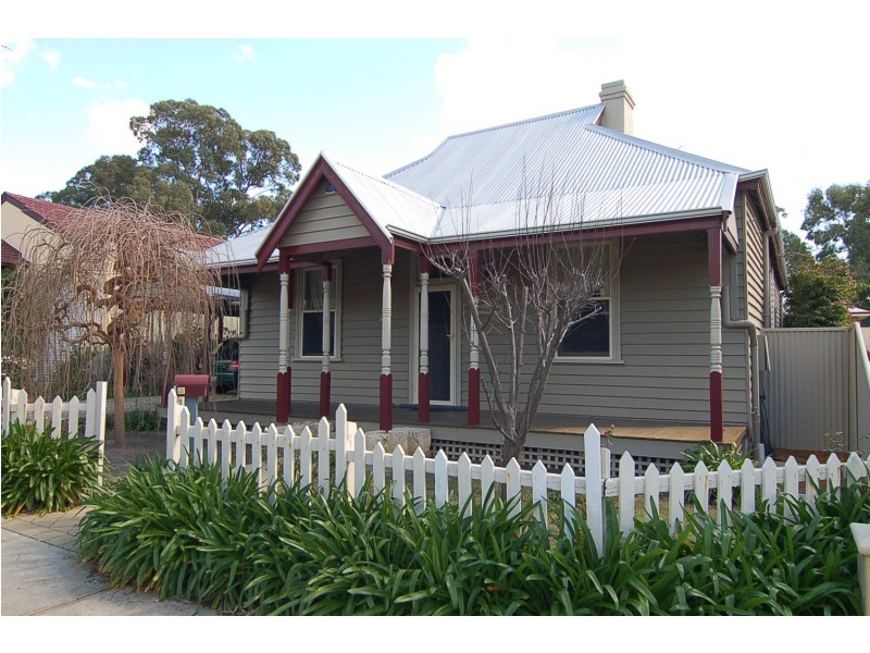 12 Nurstead Avenue, Bassendean WA 6054