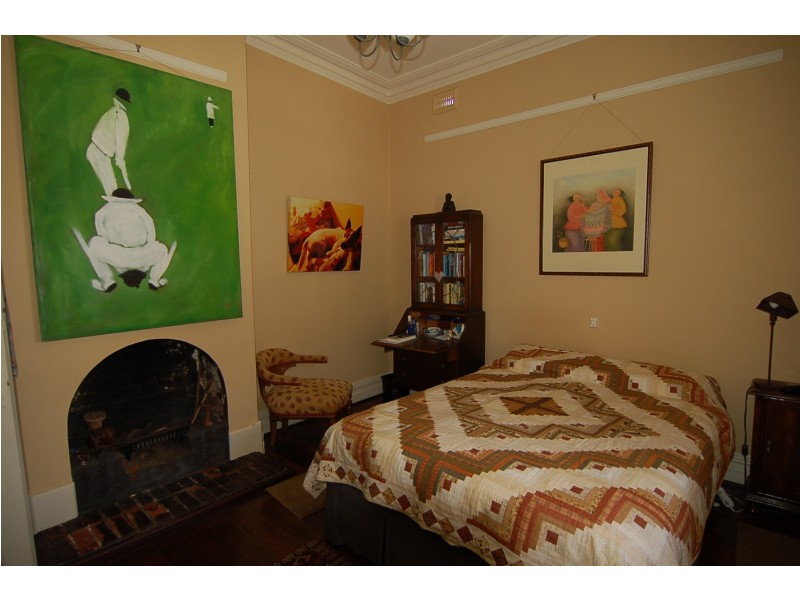 12 Nurstead Avenue, Bassendean WA 6054