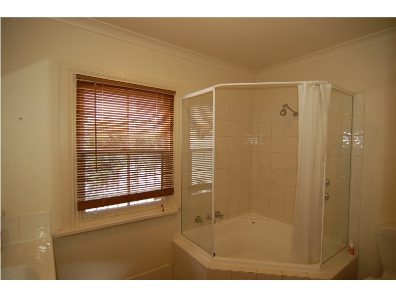 12 Nurstead Avenue, Bassendean WA 6054