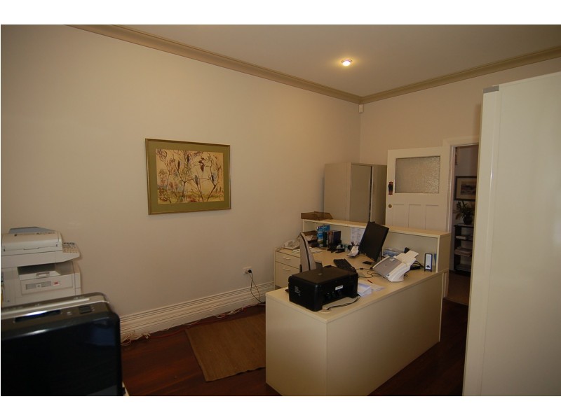 30 Johnson Street, Guildford WA 6055