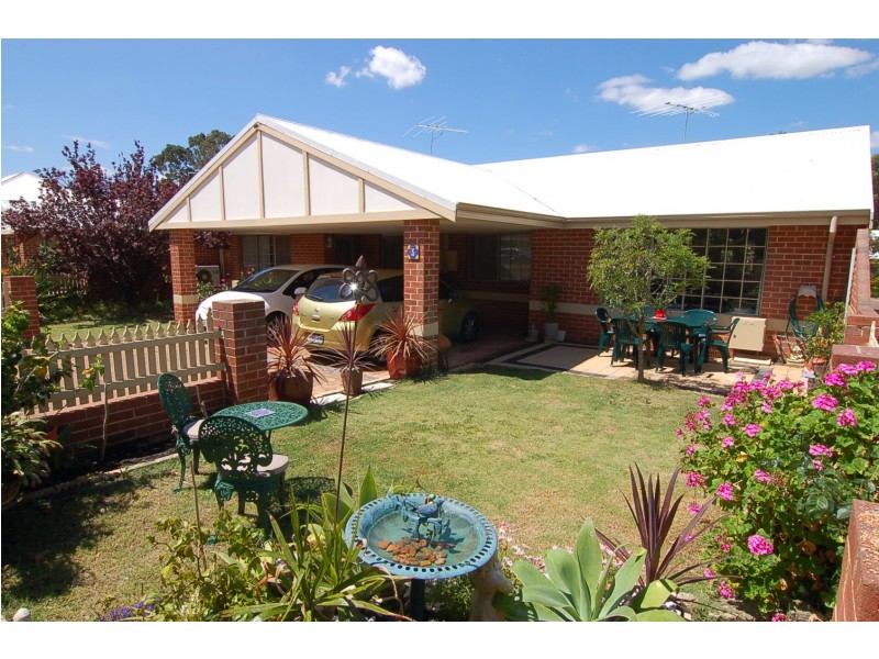 3/10 East Street, Guildford WA 6055