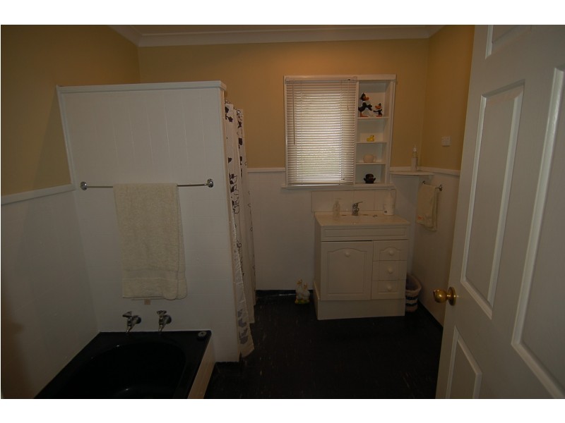 117 Second Avenue, Bassendean WA 6054