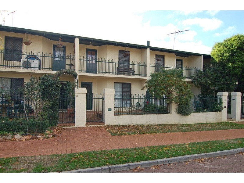 15 Johnson Avenue, Guildford WA 6055