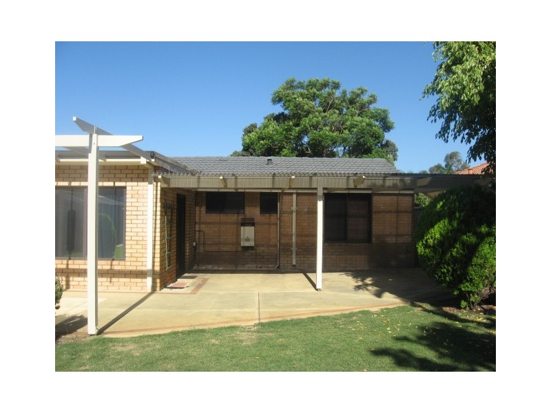 9 Blockley Way, Bassendean WA 6054