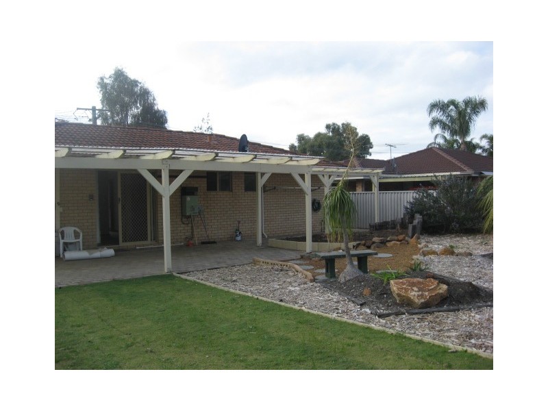 15 Egan Place, Midland WA 6056