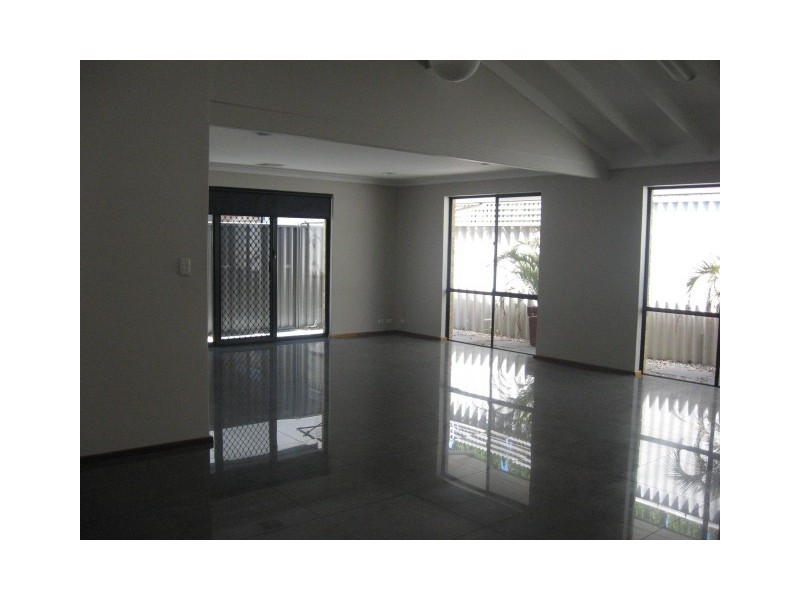 112 GRAND PROM, Doubleview WA 6018