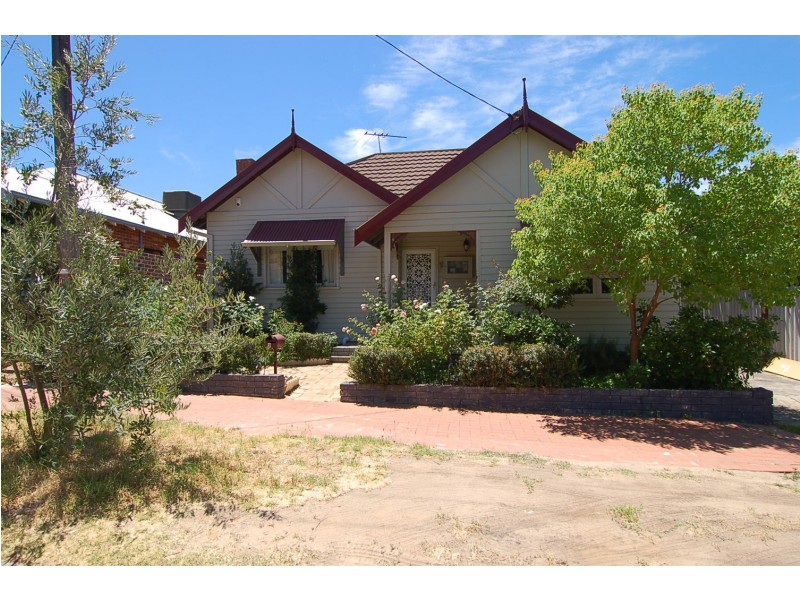 2 OLIVE STREET, Guildford WA 6055