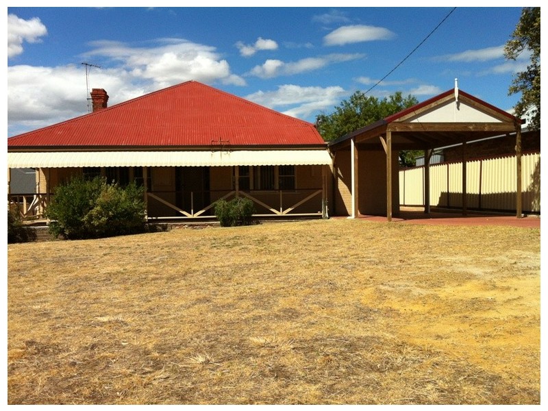 8 Fifth Avenue, Bassendean WA 6054