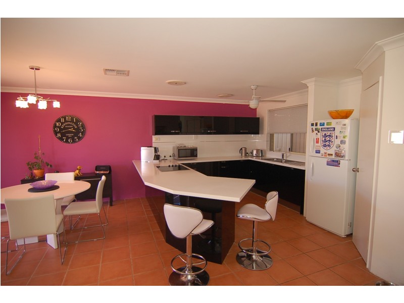 42 Ireland Way, Bassendean WA 6054