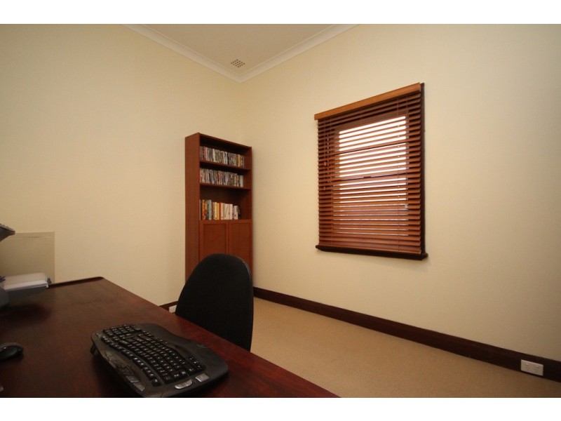 13 Eileen Street, Bassendean WA 6054