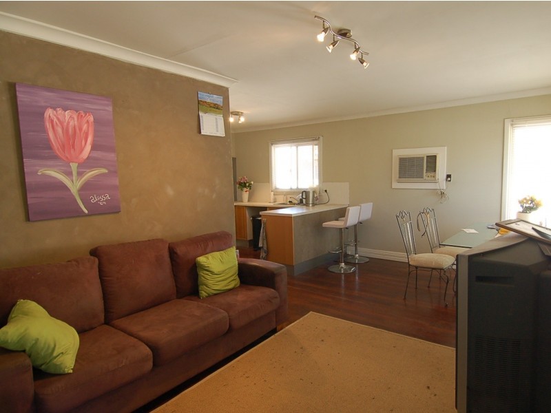 28 Devenish Road, Lockridge WA 6054