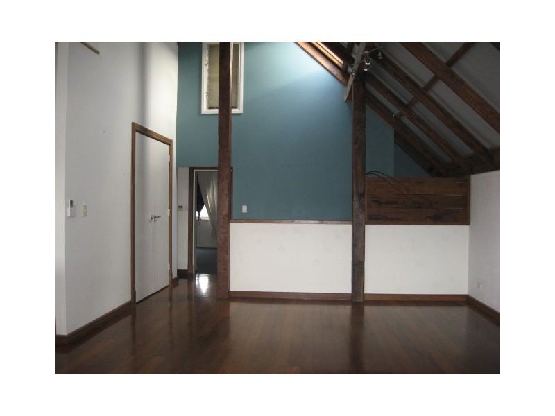 2/104 Swan Street, Guildford WA 6055