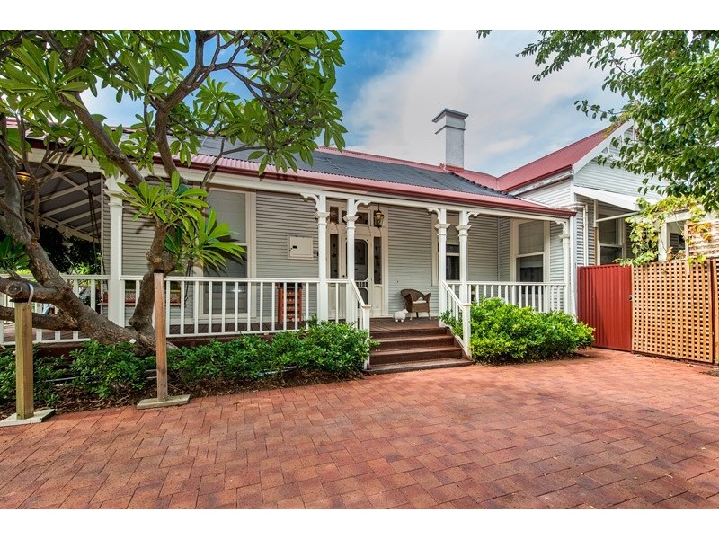 11 Turton Street, Guildford WA 6055