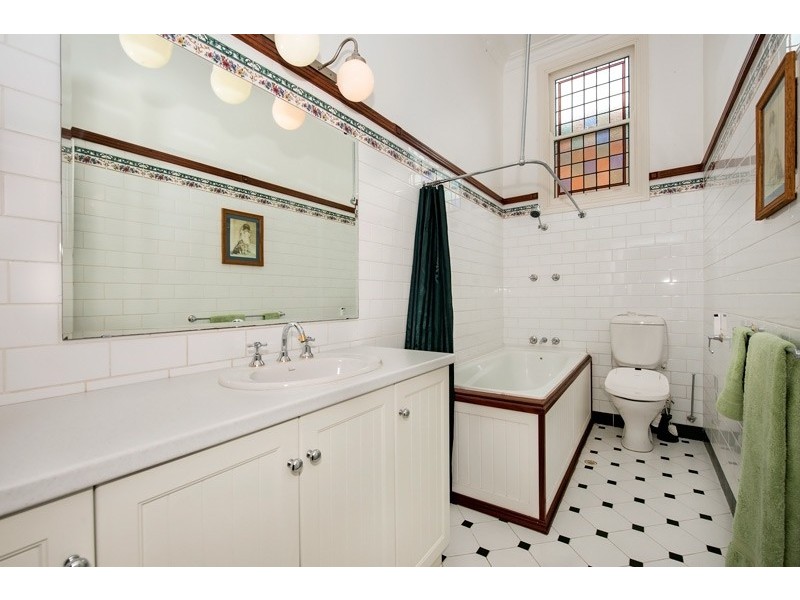 11 Turton Street, Guildford WA 6055