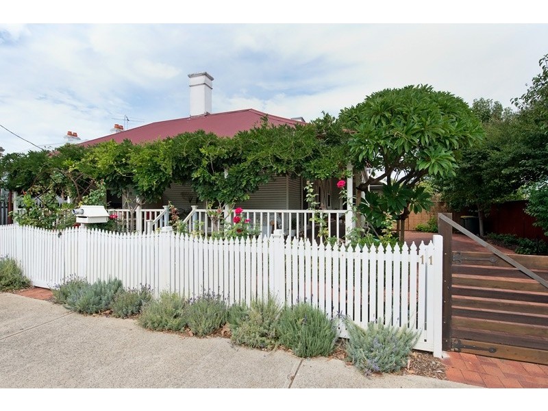 11 Turton Street, Guildford WA 6055