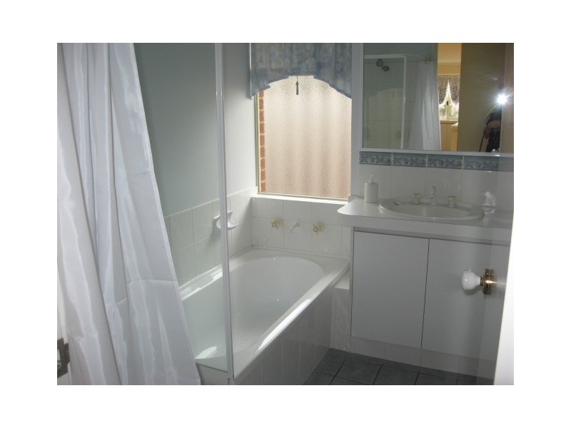 20 Alsace Avenue, Caversham WA 6055