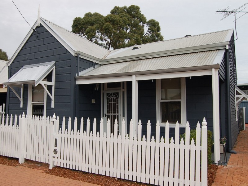 11 Wellman Street, Guildford WA 6055