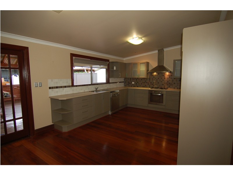 11 Wellman Street, Guildford WA 6055