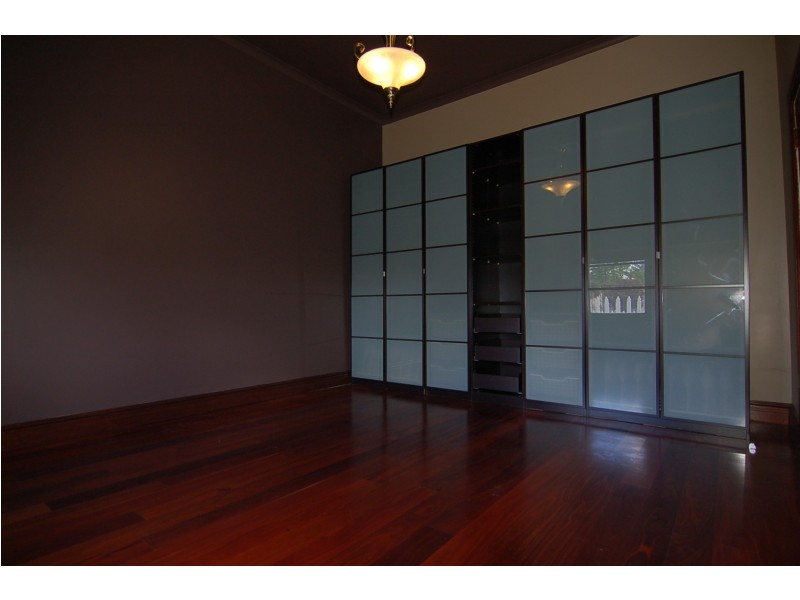 11 Wellman Street, Guildford WA 6055