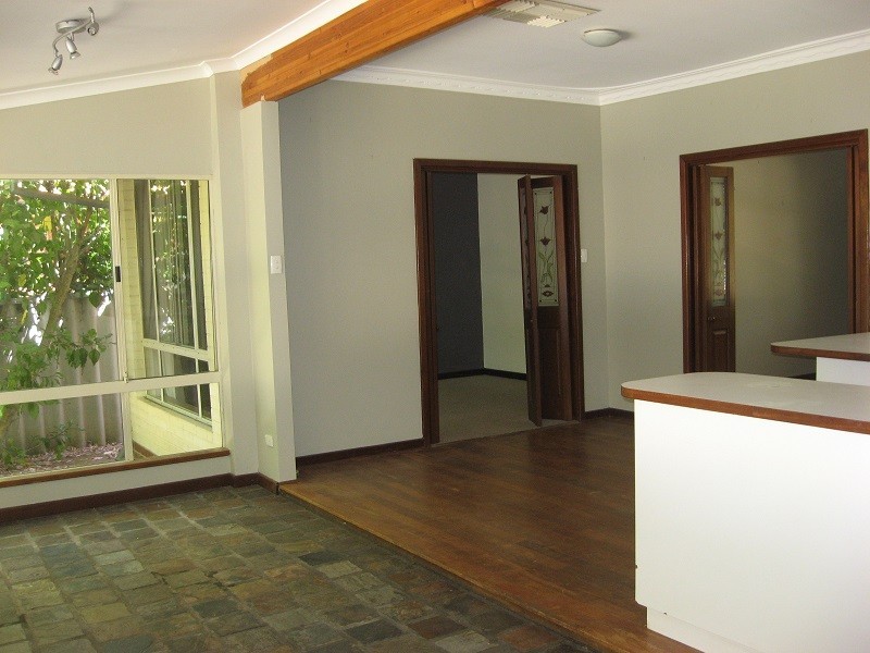 5 Parnell Parade, Bassendean WA 6054