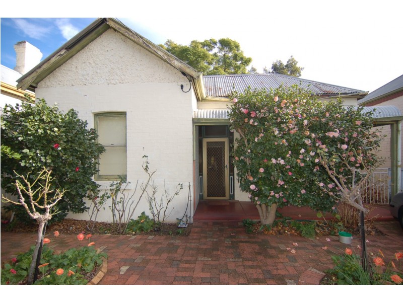 98 Terrace Road, Guildford WA 6055