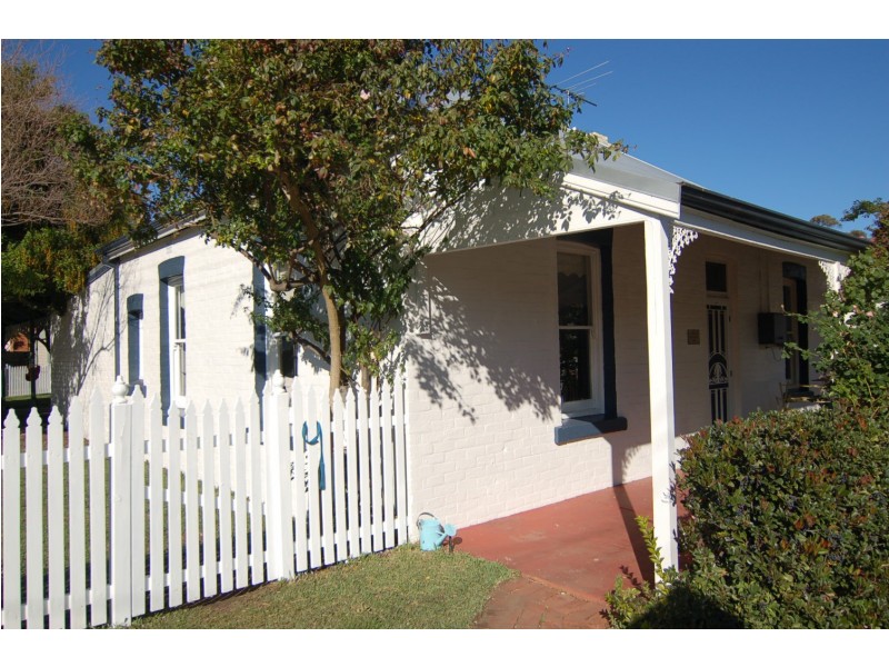 60 East Street, Guildford WA 6055