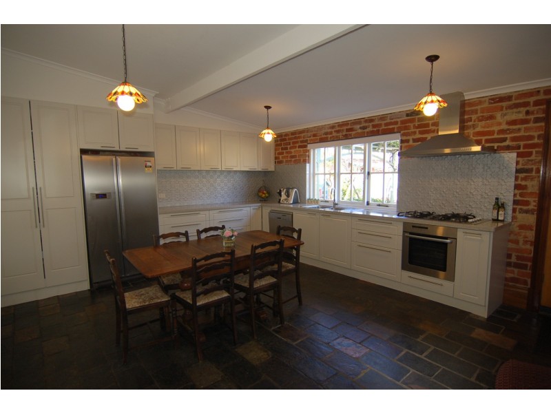 60 East Street, Guildford WA 6055