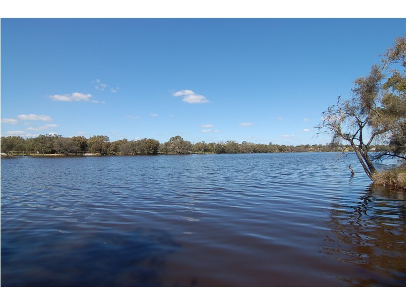 3 Ashfield Parade, Ashfield WA 6054