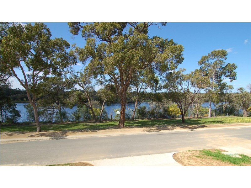 3 Ashfield Parade, Ashfield WA 6054