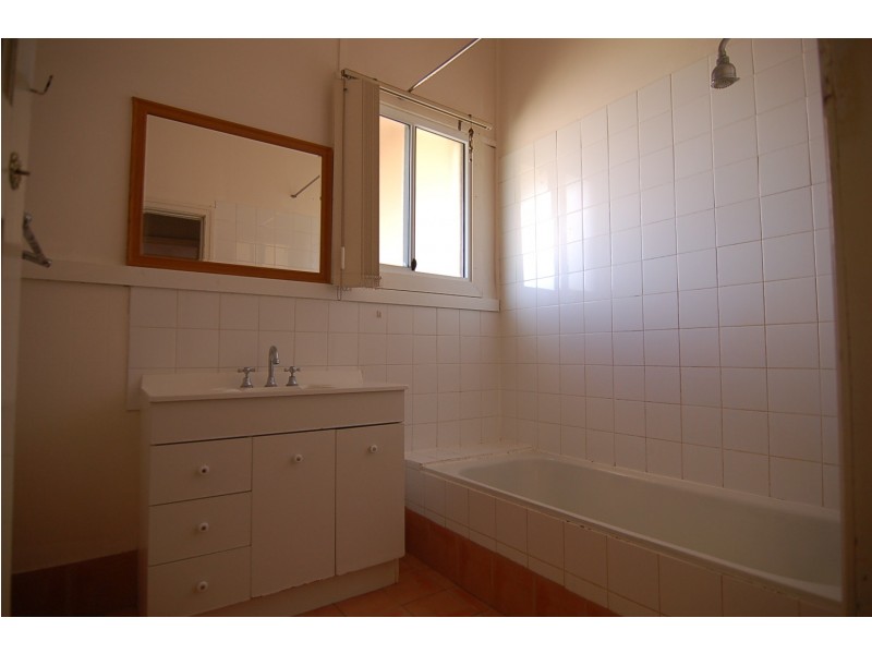 8 Fifth Avenue, Bassendean WA 6054